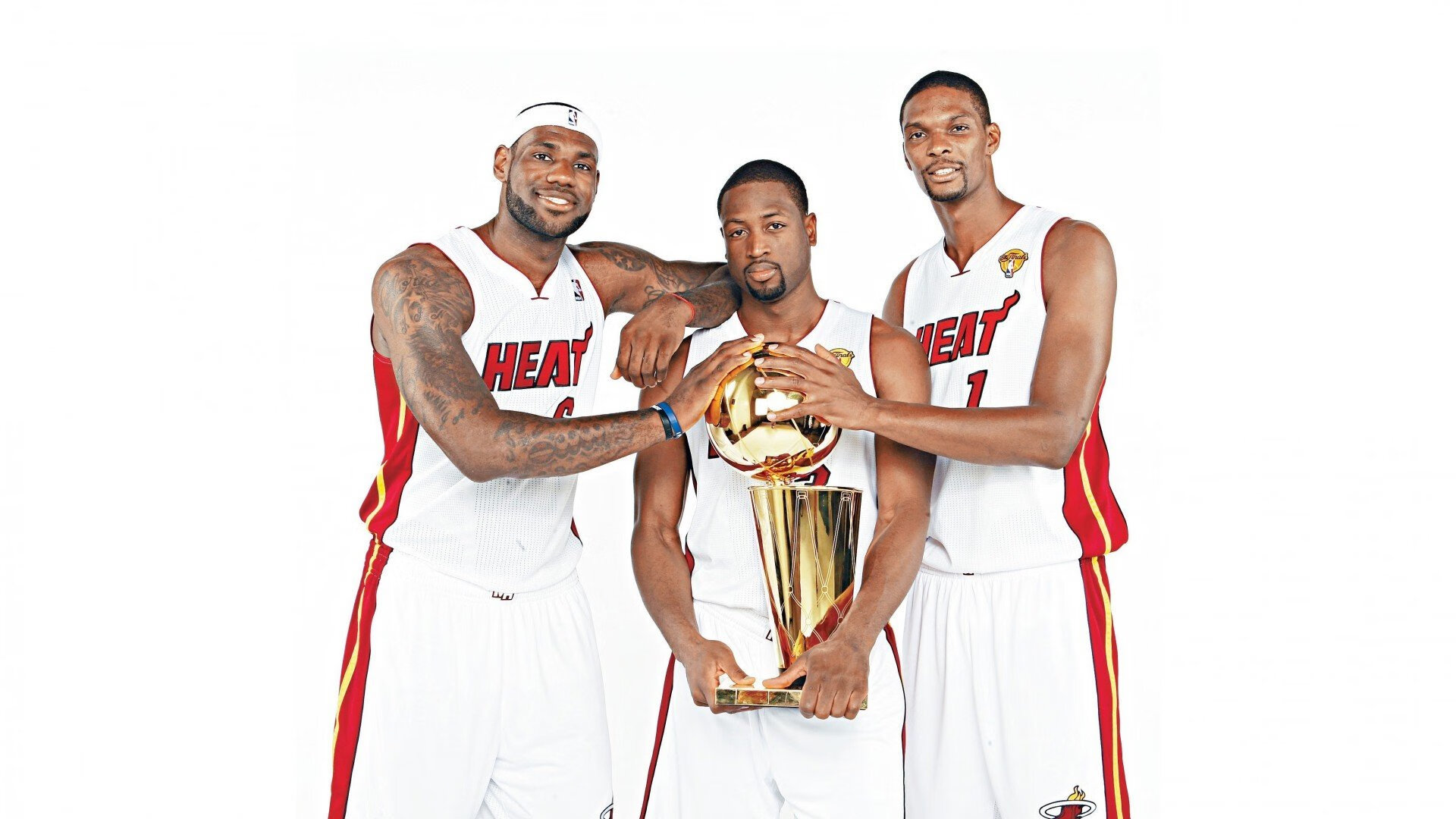 主教练强调阵容深度建设确保长赛季中各阶段战斗力不掉线，主教练挑战