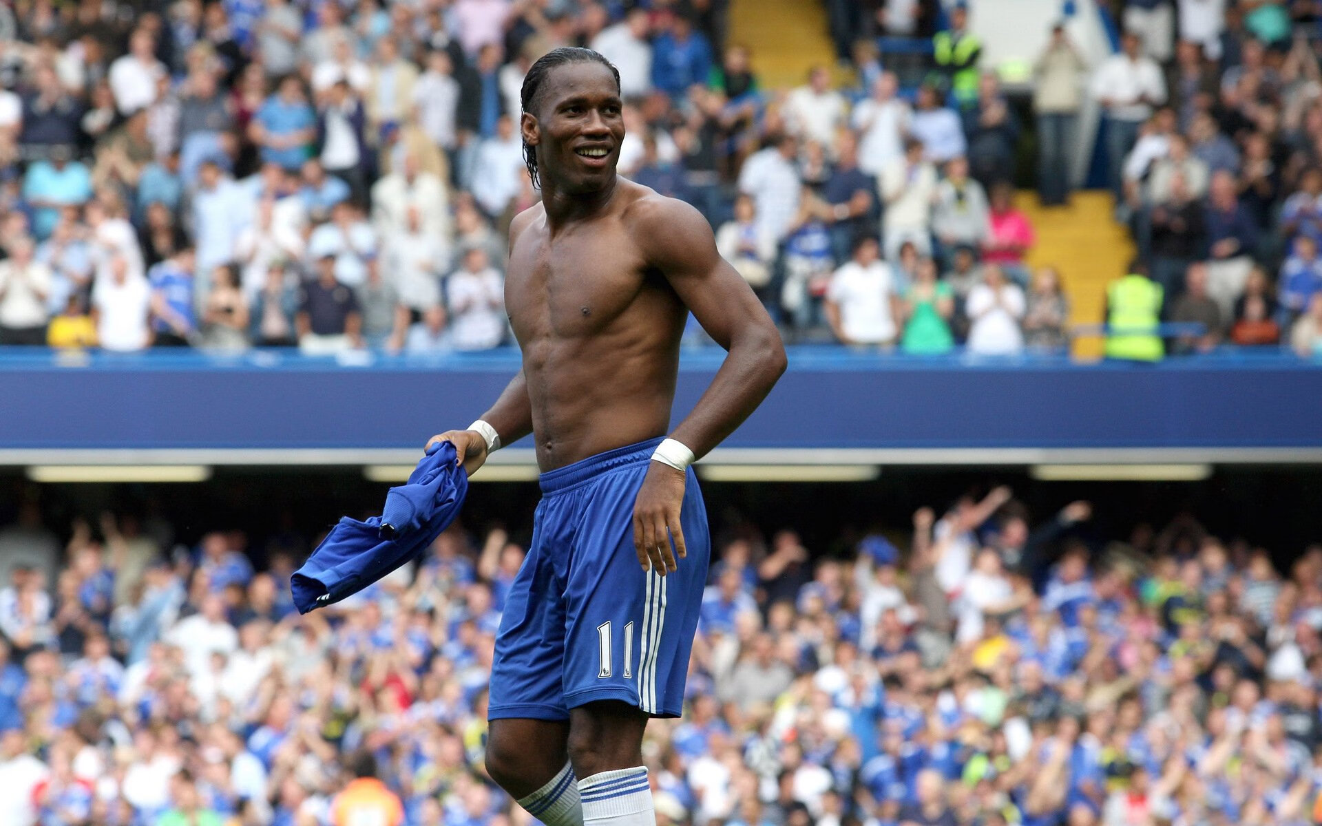 范奥特尔戴克蝶泳节奏稳定夺掌声，范戴克 退役